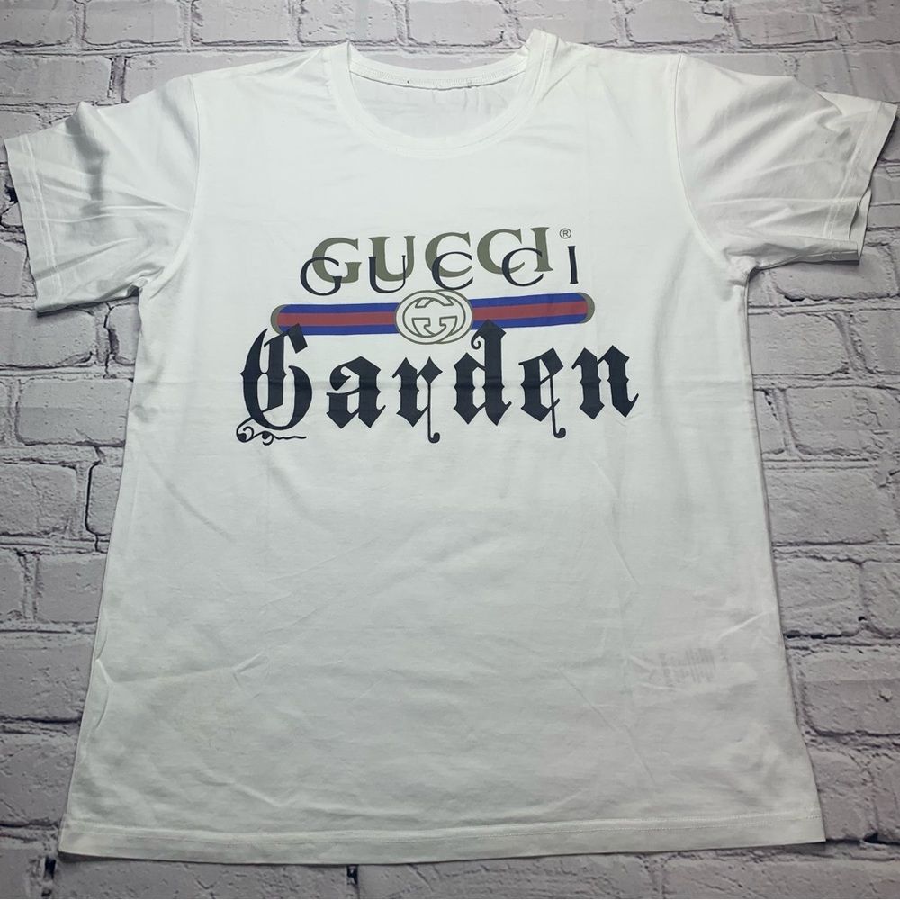 White basic T-shirt - Picture 2 of 7